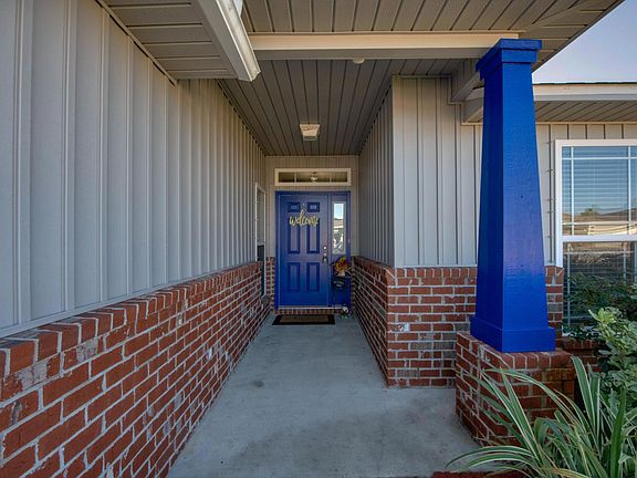 3rd image of 8497 Island Dr