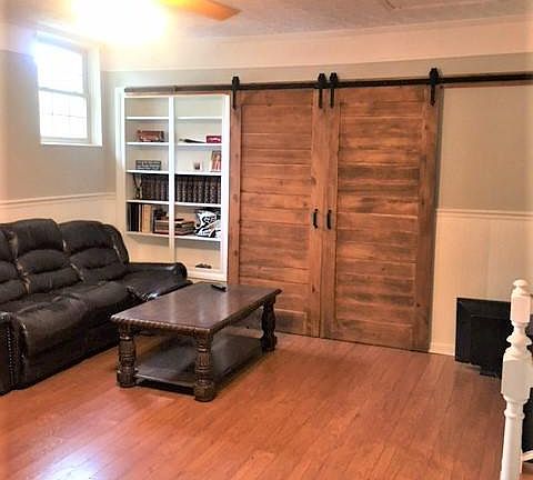 4th image of 219 Eastside Dr