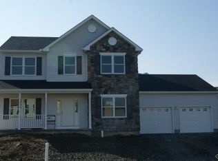 LOT 2813 69 Eagle Nest Ln, Upper Nazareth Township, PA 18064