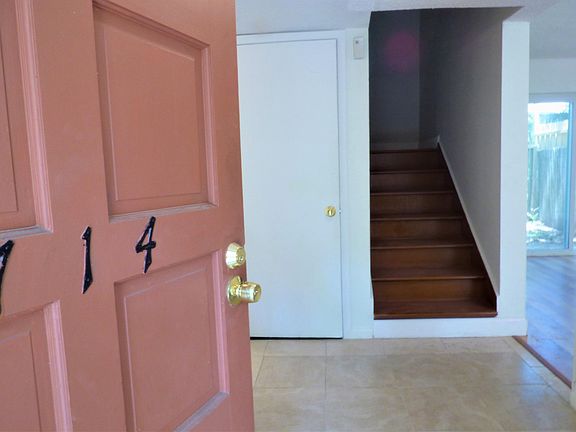 4th image of 714 Oaks Plantation Dr #Q6-1