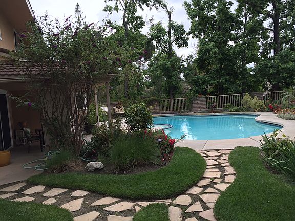 3rd image of 5805 Lone Grove Way