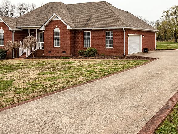 4th image of 1078 Nichols Cir E