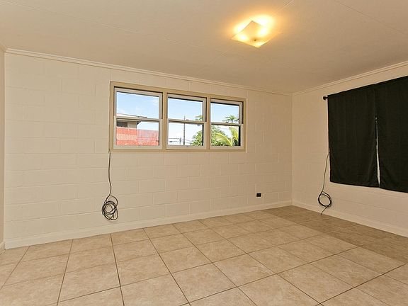 Huge master. Tiles are at least 18 inches