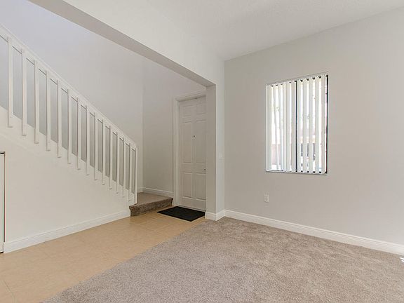5th image of 2514 Venetian Ct