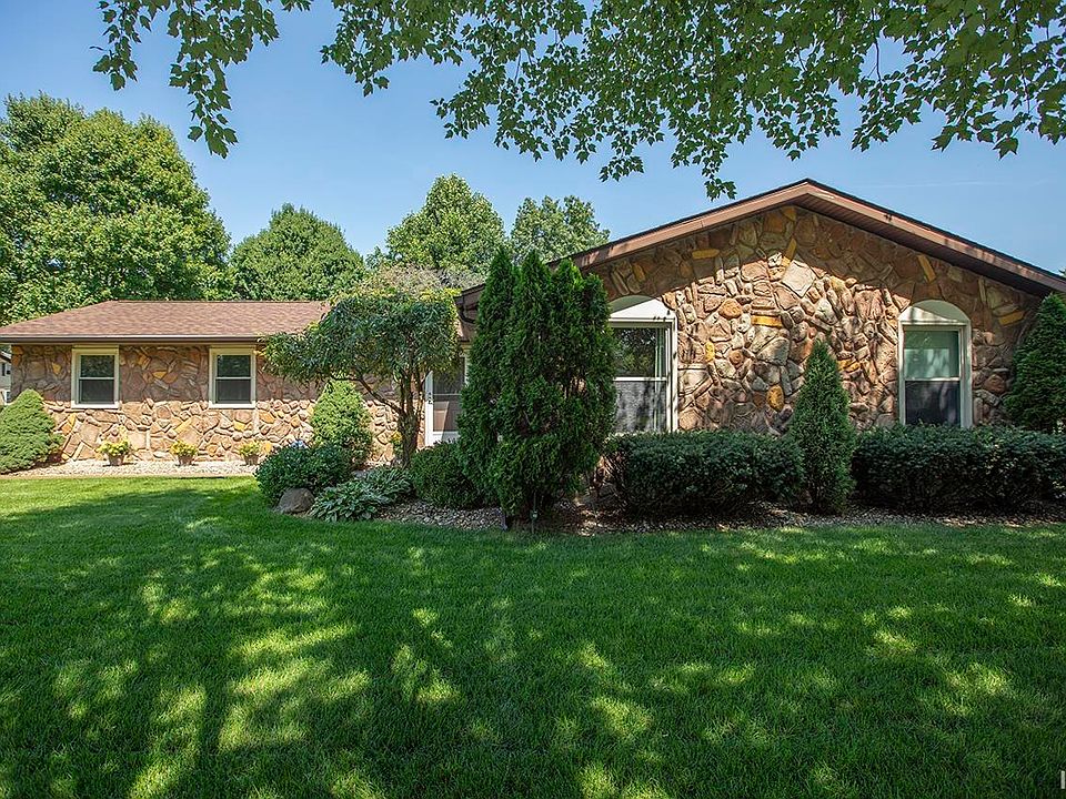 24711 Aric Way, Elkhart, IN 46517 Zillow