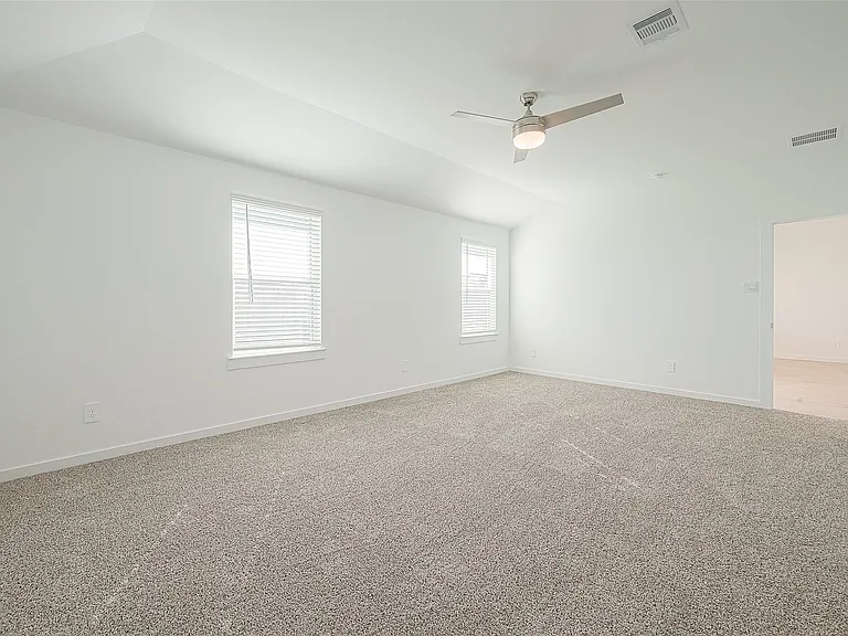 4303 Whitefish Ln — Photo 24
