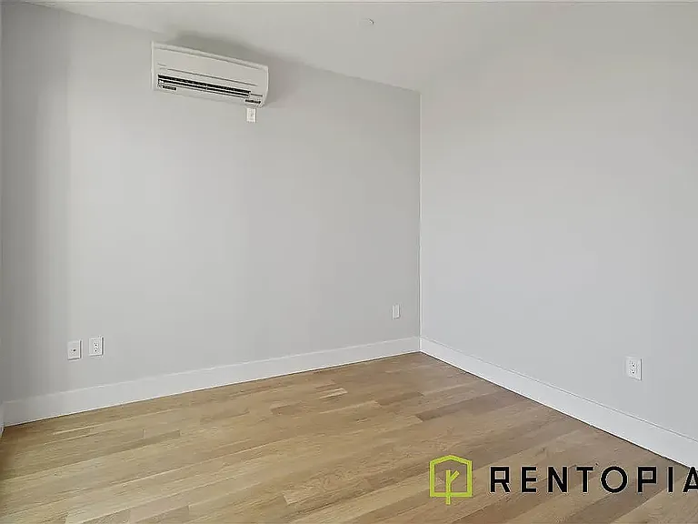 411 Meeker Ave #609D — Photo 8