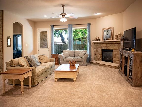 4th image of 2836 Nolina Ln