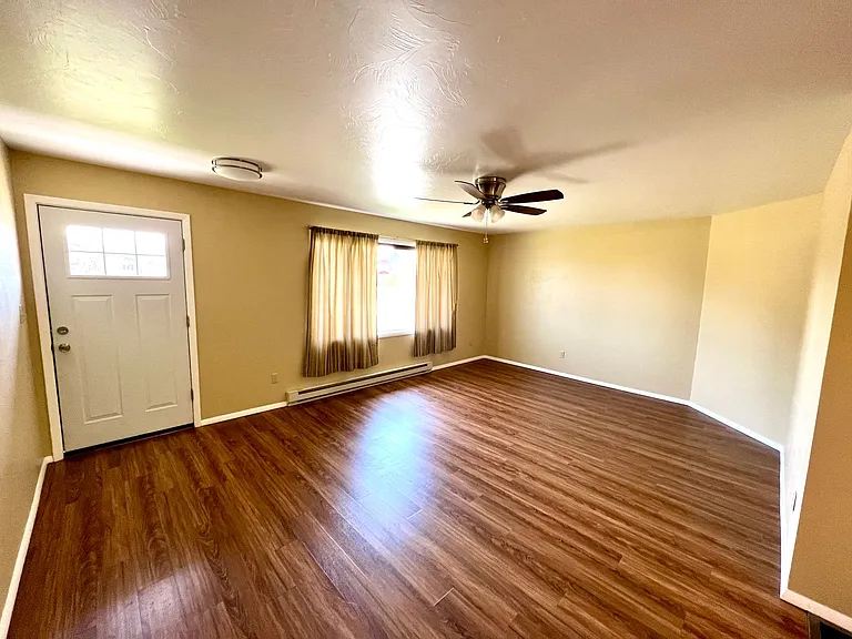 1401 Waukesha Ave — Photo 6