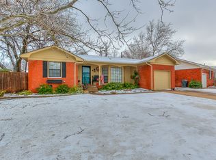 2304 Gladstone Ter, Village, OK 73120