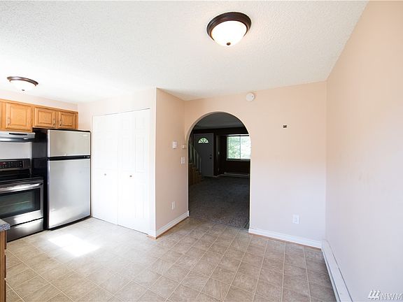 3rd image of 4103 4th Street Pl SW