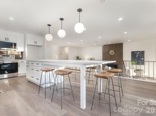 1184 Molokai Dr, Tega Cay, SC 29708