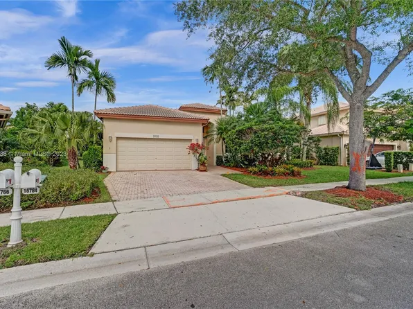 16784 NW 15th St, Pembroke Pines, FL 33028