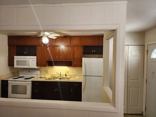 4510 W Washington St #210, South Bend, IN 46619