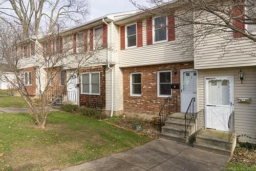 3rd image of 3 Saint Marys Dr #3
