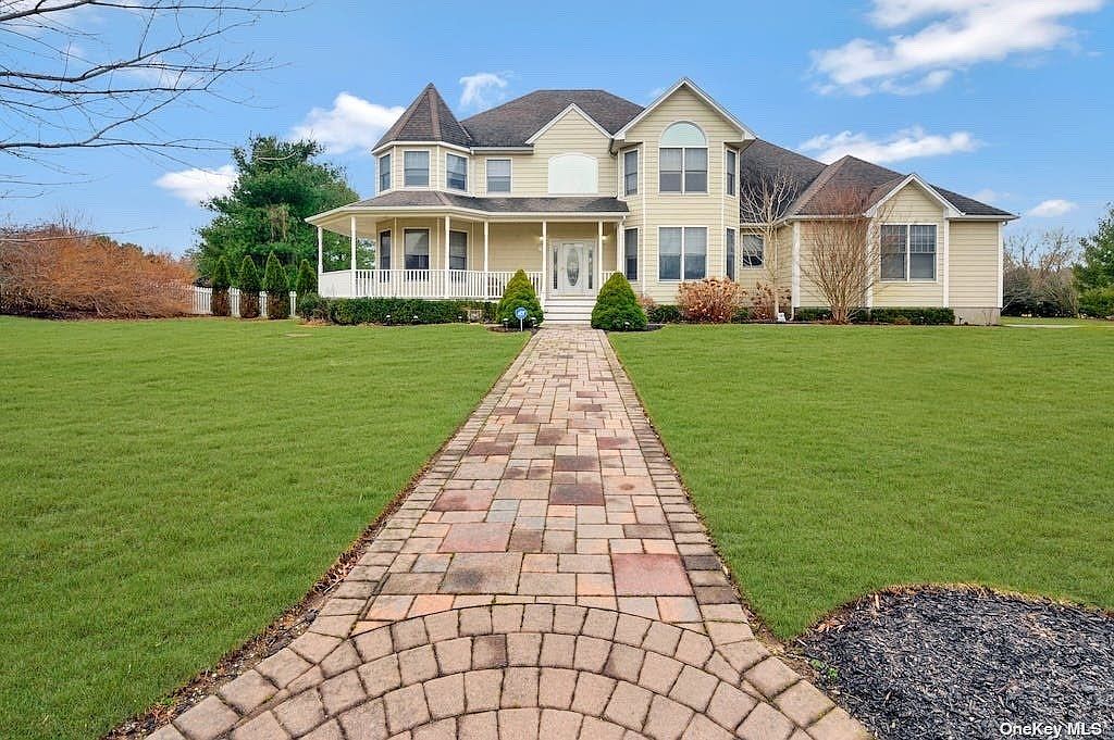 69 Meadow Path, Wading River, NY 11792 Zillow