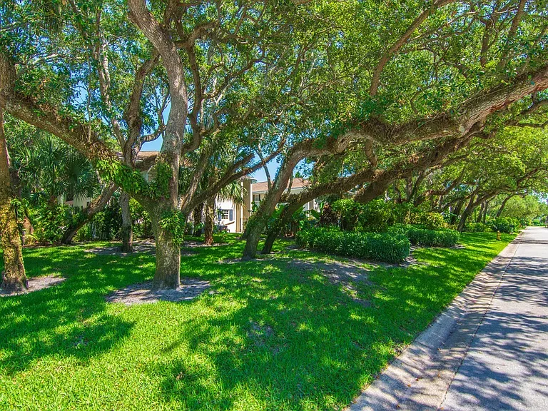 800 Coquina Ln #205 — Photo 30