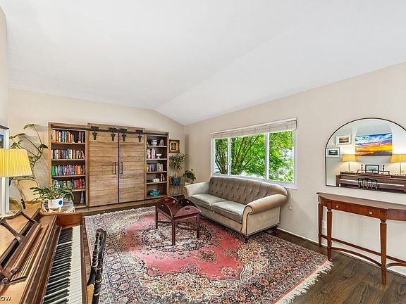 5th image of 6556 Forest Glen Ave