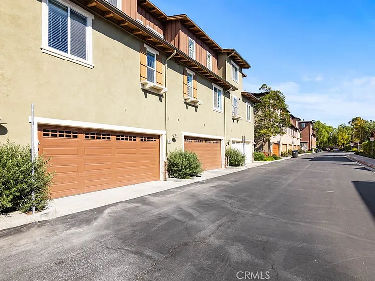 297 Tustin Field Dr — Photo 47