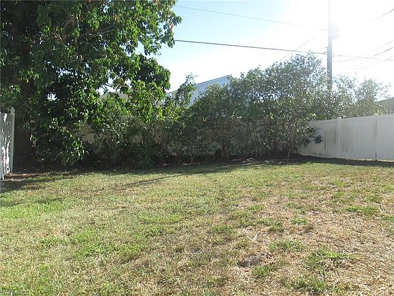 5th image of 606 111th Ave N