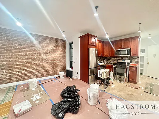 Rented by Hagstrom Management Inc | media 3