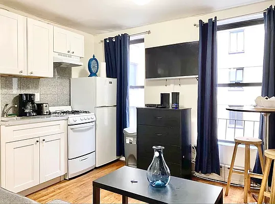 Rented by Century 21 Premier  | media 2