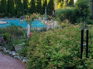 912 Ridley Creek Dr, Media, PA 19063