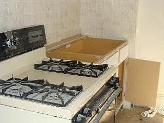 3rd image of 3301 Flora Ave