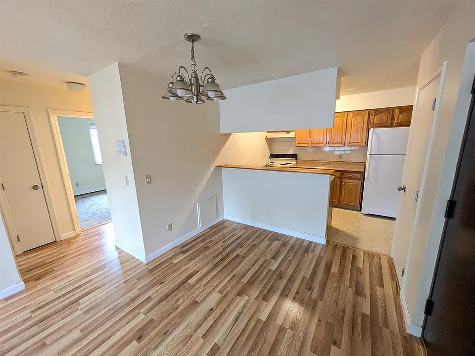 148 Sycamore St #14