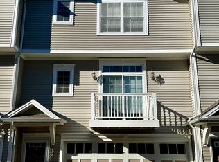 557 Park Rd APT 5, Waterbury, CT 06708