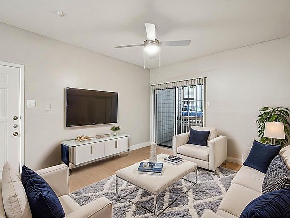 2nd image of 1400 Esters Rd #237