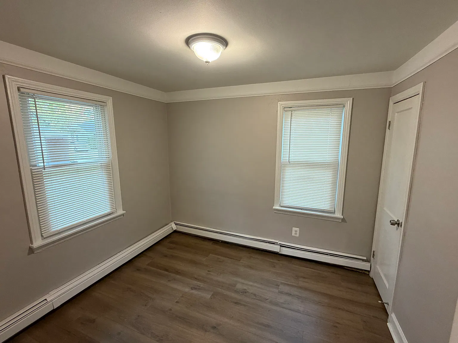 3 bed, 866 sqft, $1,650 — Photo 4