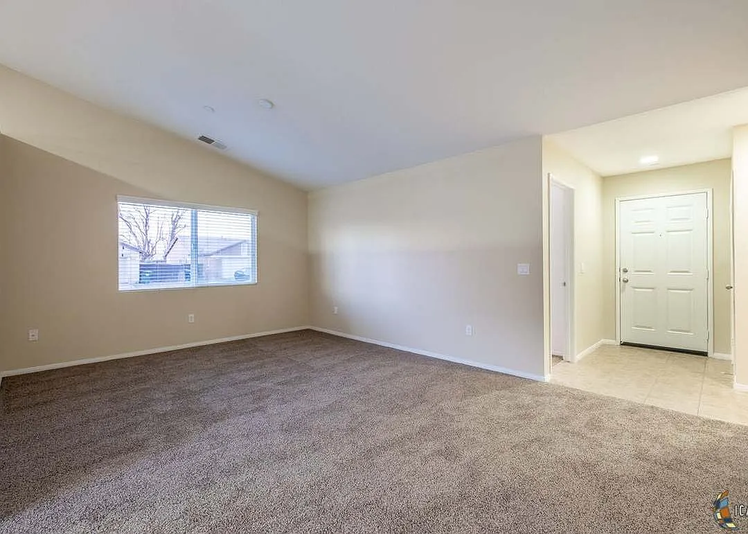 3007 Vajo Sta — Photo 3