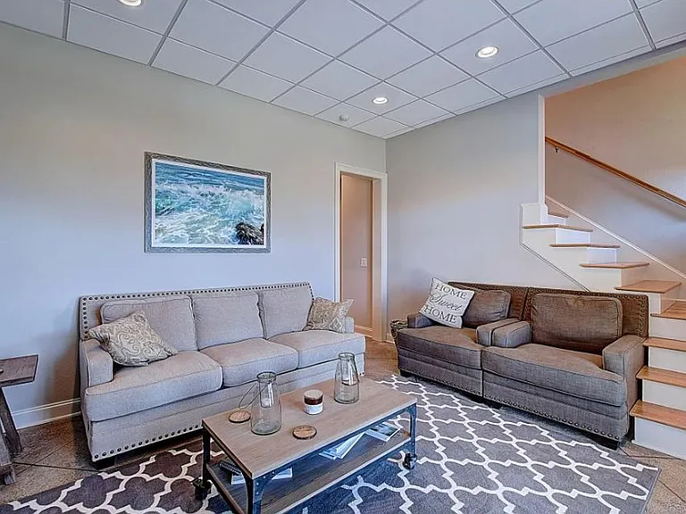 121 Lake Haven Dr — Photo 26