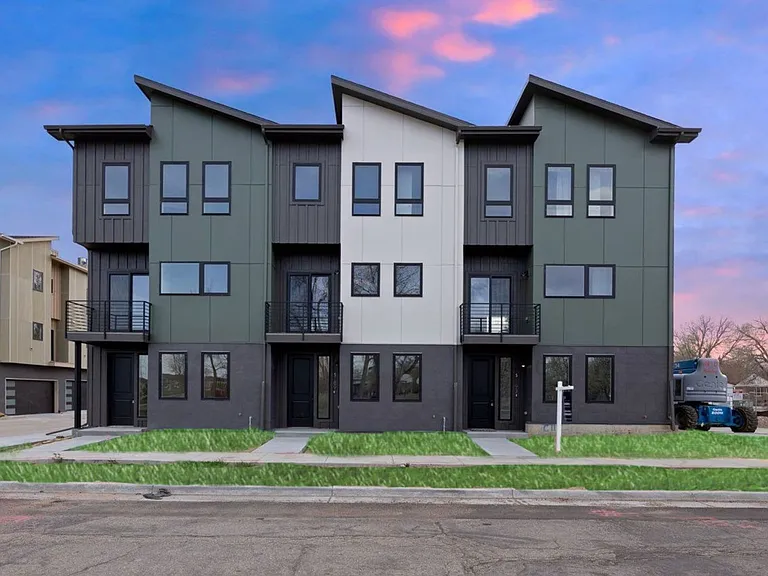 5187 W Carr St — Photo 19