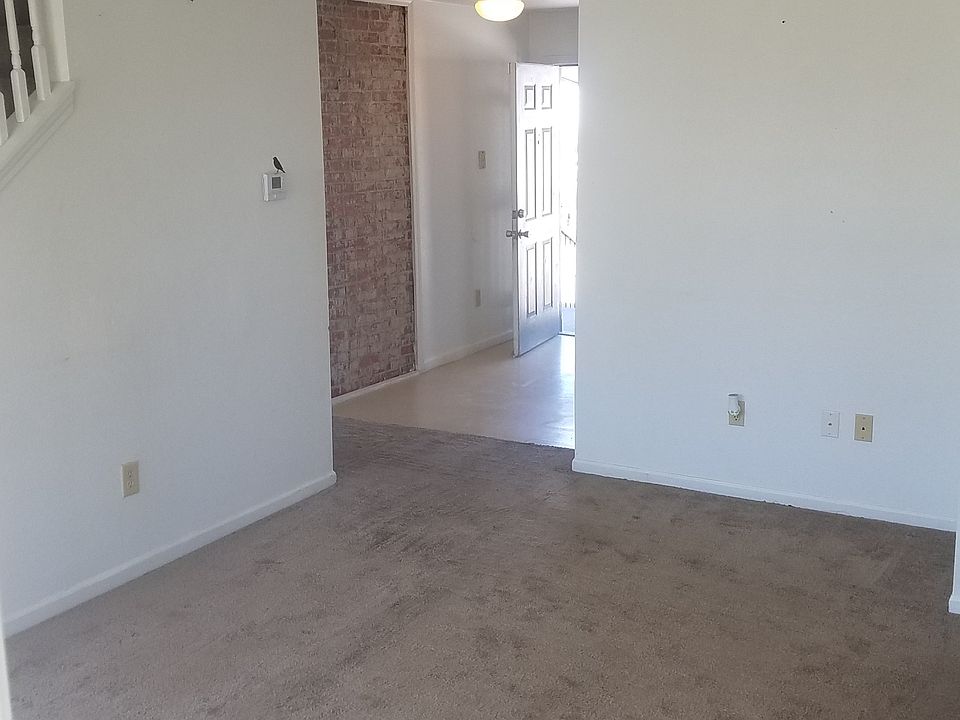 1st image of 516 Hope St Building 23