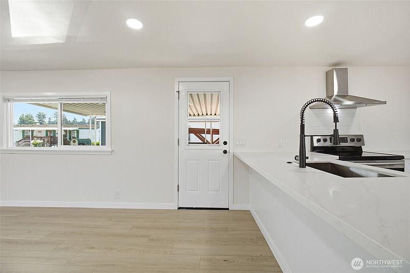 3rd image of 5620 112th Avenue Ct E #23