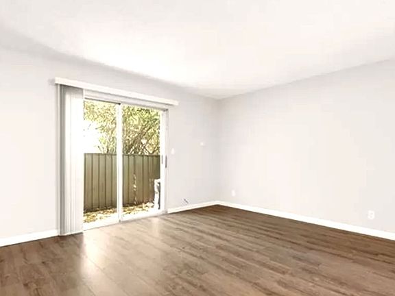 2nd image of 3501 Lafayette St APT 9