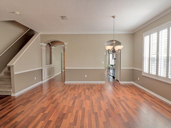 3rd image of 1813 Saffron Plum Ln