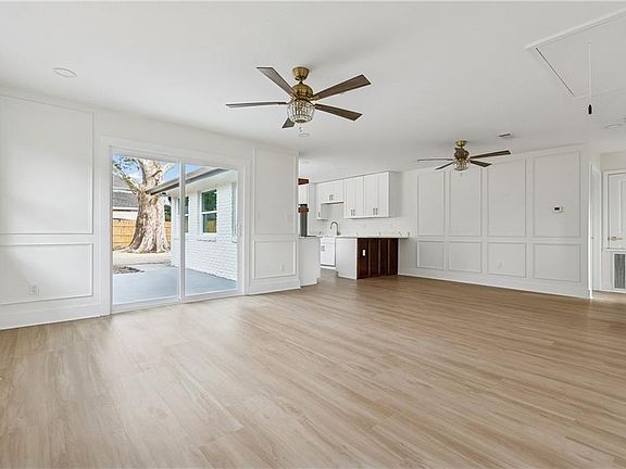 5th image of 2100 Kentucky Ave