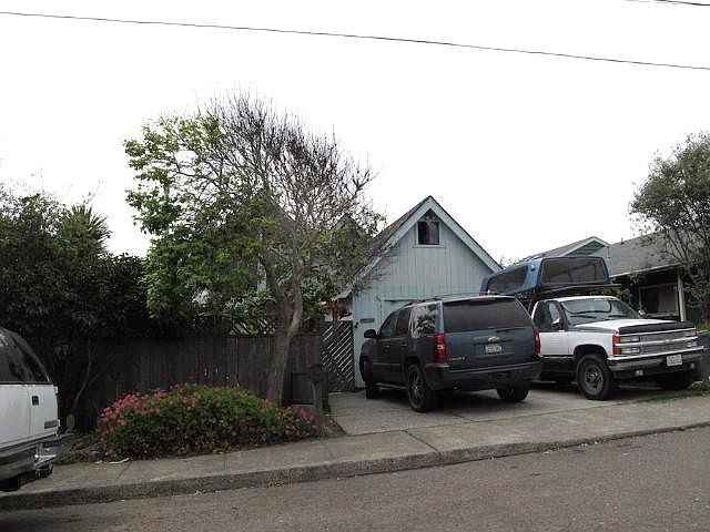 2nd image of 181 Spring St