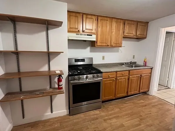 55 Leyden St, Boston, MA 02128