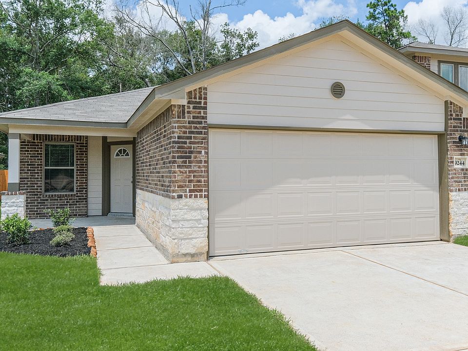 1st image of 16703 Twisted Oak Dr #14705