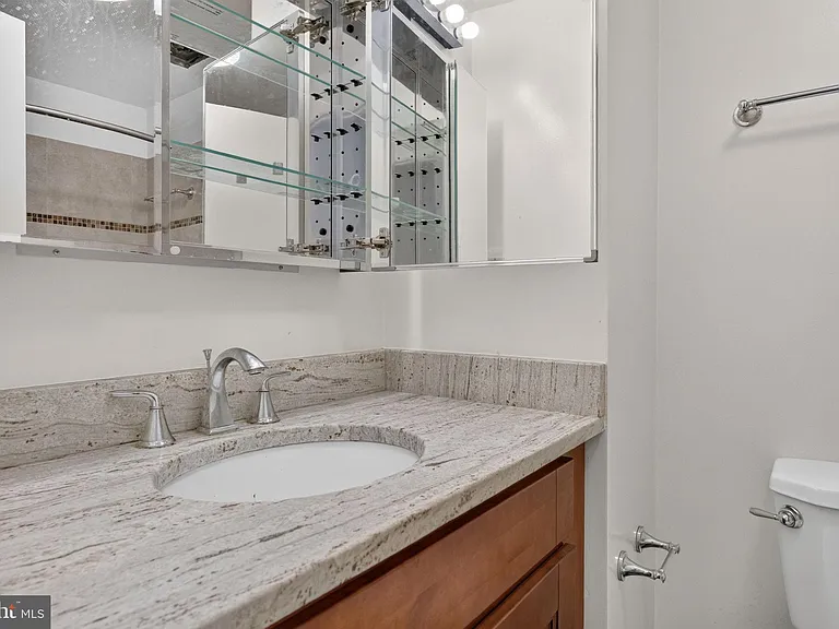 10522 Lime Tree Way — Photo 26