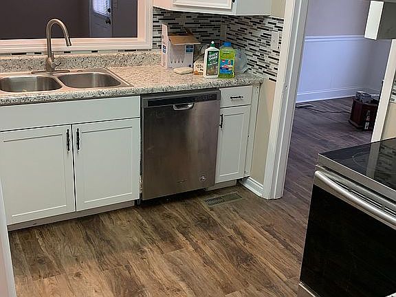 2nd image of 1334 Lolita Ln