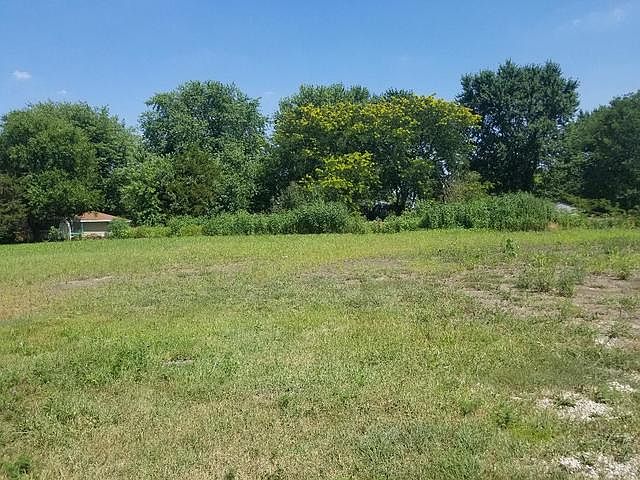 1st image of 20929 S Lakewoods Ln