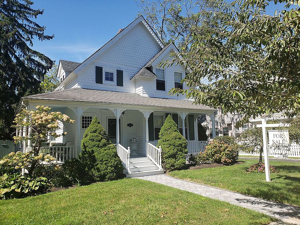 1st image of 50 Willow Ave