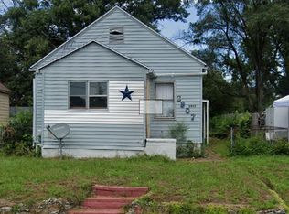 2907 W Seibold St, Peoria, IL 61605