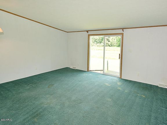 4th image of 3553 104th Ave