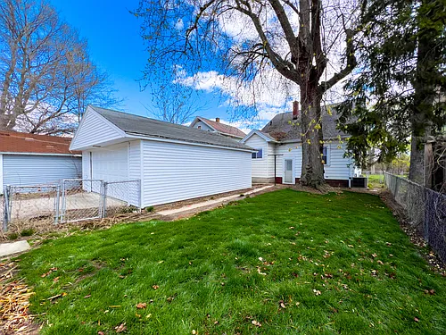 464 Shasta Dr — Photo 45